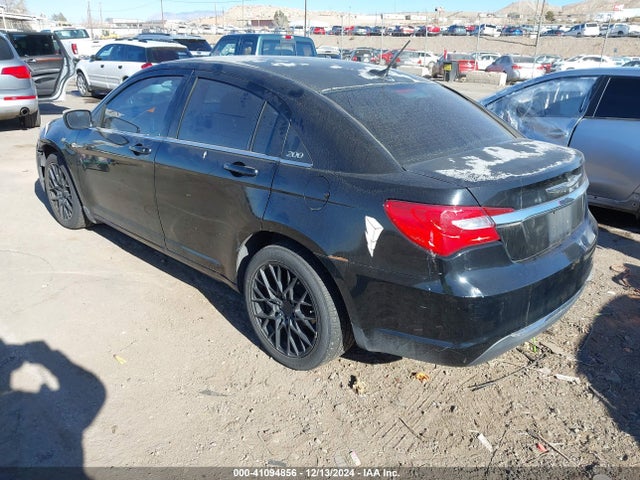 1C3CCBAB9EN122757 Chrysler 200 LX