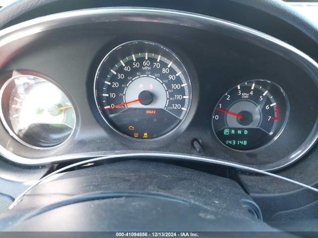 1C3CCBAB9EN122757 Chrysler 200 LX