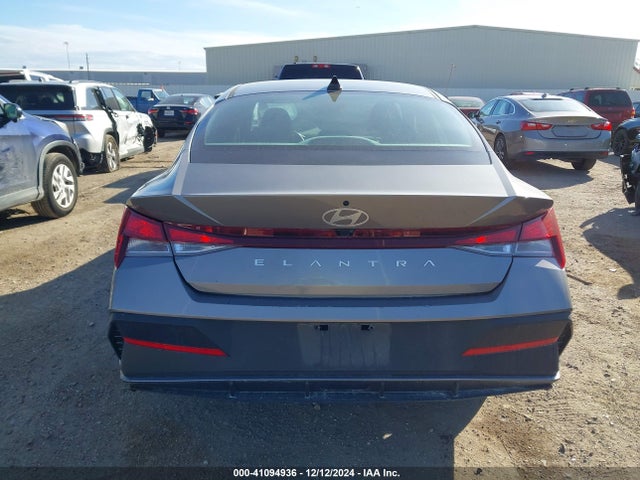 Hyundai ELANTRA SEL 2024 KMHLM4DG3RU658316 Image 16
