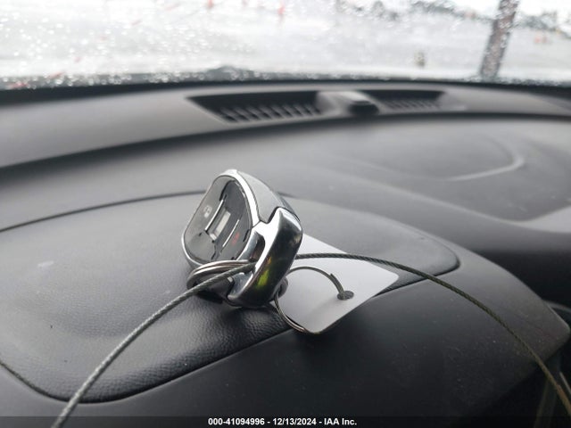 2GNAXSEV4J6258215 Chevrolet EQUINOX LT