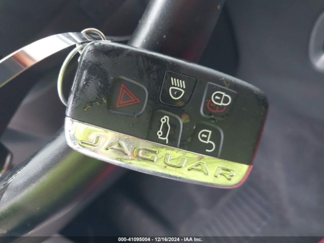 2020 JAGUAR F-PACE SADCP2FX0LA624750 Photo 10