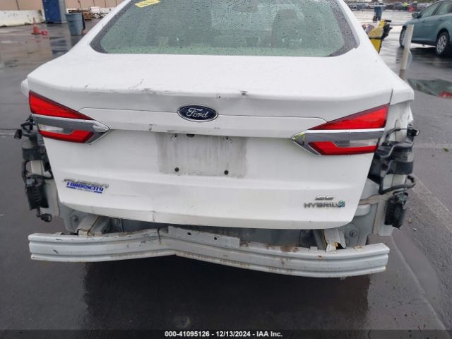 3FA6P0LU7KR113084 Ford Fusion Hybrid Se