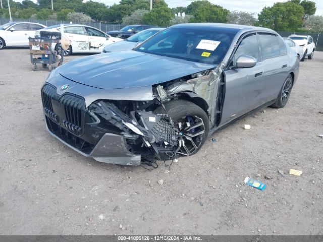 2023 BMW 740 WBA23EH05PCM45793 Photo 5
