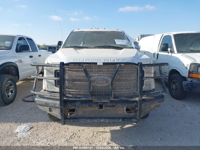 1FT7W2BT8HEF21692 Ford F-250 Xl