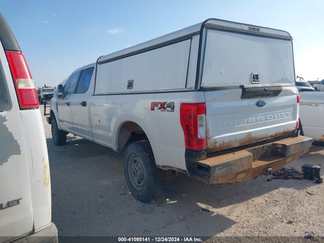 1FT7W2BT8HEF21692 Ford F-250 Xl