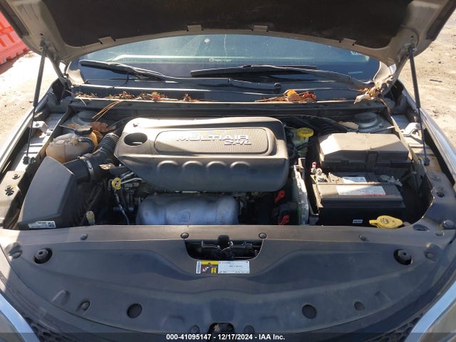 1C3CCCAB1FN744468 Chrysler 200 Limited