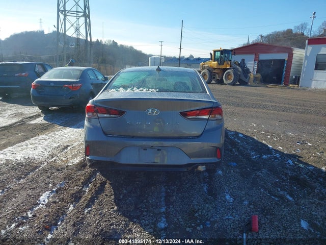 5NPE24AF5JH679701 Hyundai SONATA SE