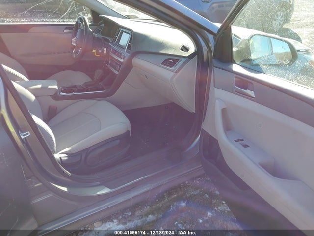 5NPE24AF5JH679701 Hyundai SONATA SE