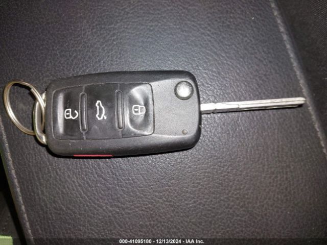 3VW2K7AJ5FM424781 Volkswagen Jetta 2.0l S