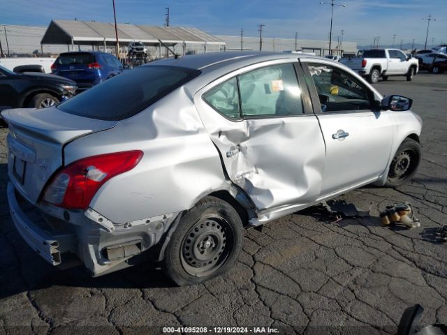 3N1CN7AP6HL812391 Nissan Versa 1.6 Sv