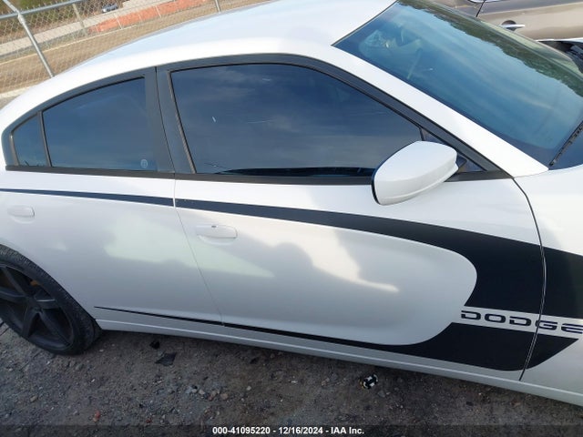 2C3CDXBG1GH140170 Dodge Charger Se