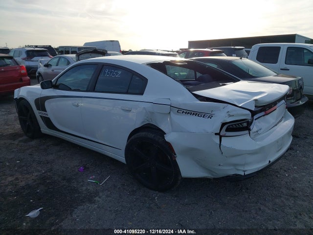 2C3CDXBG1GH140170 Dodge Charger Se