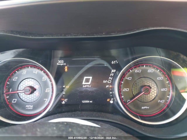 2C3CDXBG1GH140170 Dodge Charger Se
