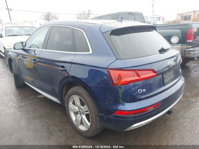 WA1BNAFY4J2020376 Audi Q5 2.0t Premium/2.0t Tech Premium