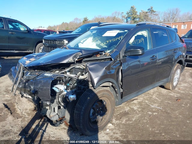 Toyota RAV4 LE 2014 JTMBFREV9E5030687 Image 2