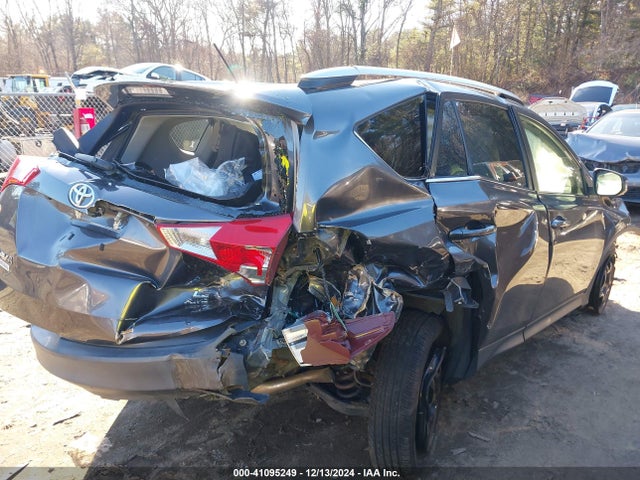 Toyota RAV4 LE 2014 JTMBFREV9E5030687 Image 4