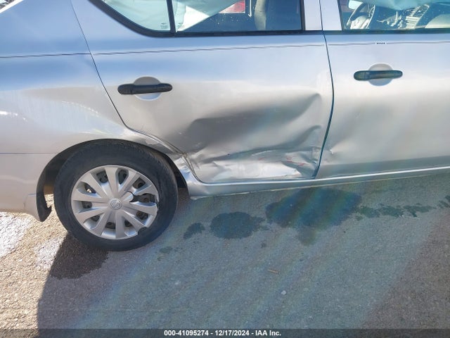 Nissan Versa 1.6 S+ 2015 3N1CN7AP8FL939270 Image 14