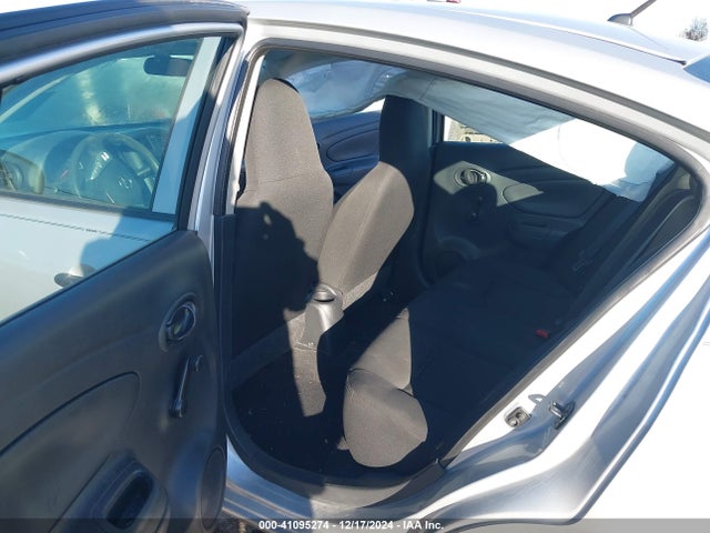 Nissan Versa 1.6 S+ 2015 3N1CN7AP8FL939270 Image 8