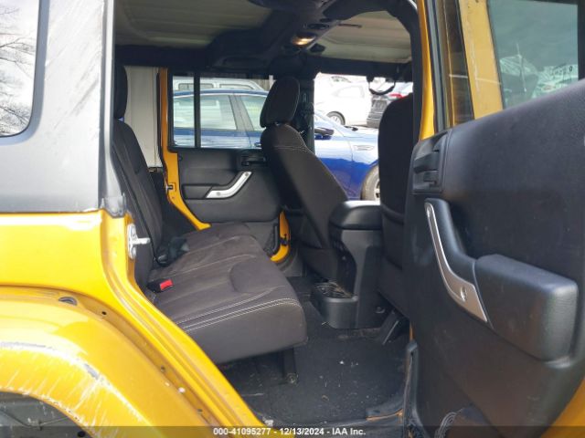 1C4BJWEG8EL229840 Jeep Wrangler Unlimited Sahara