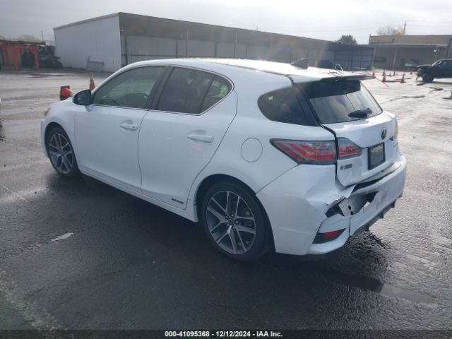 JTHKD5BH2F2229305 Lexus CT 200H