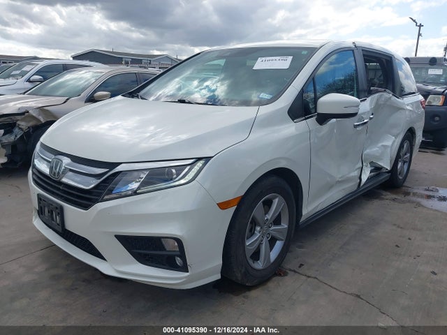 Honda ODYSSEY EX 2018 5FNRL6H58JB106068 Image 2