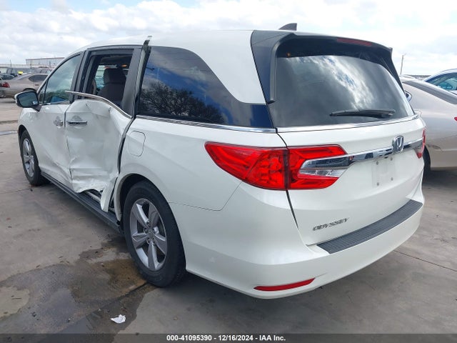 Honda ODYSSEY EX 2018 5FNRL6H58JB106068 Image 3