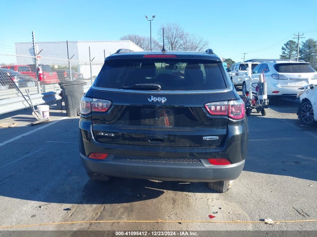 Jeep Compass Latitude 4x4 2021 3C4NJDBB9MT600890 Image 16