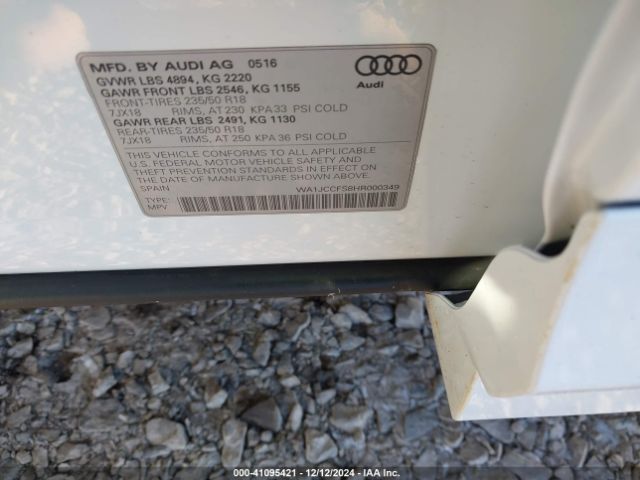 WA1JCCFS8HR000349 Audi Q3 2.0t Premium