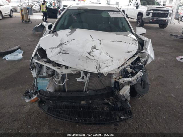 5YFBURHEXFP322483 Toyota COROLLA L