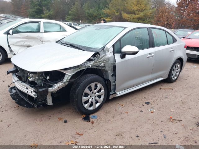 5YFEPMAE9NP364384 Toyota COROLLA LE