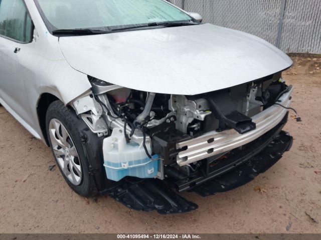 5YFEPMAE9NP364384 Toyota COROLLA LE