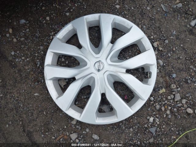 5N1AT2MV9LC802428 Nissan Rogue S Intelligent Awd
