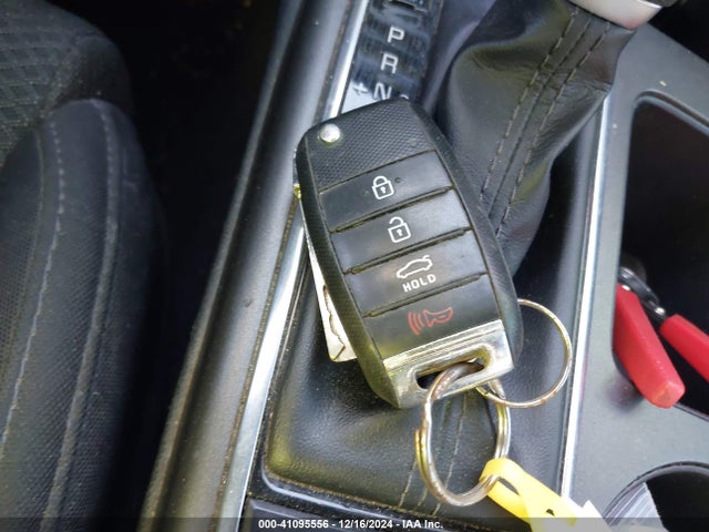 KIA Optima Lx 2016 5XXGT4L34GG040920 Image 11