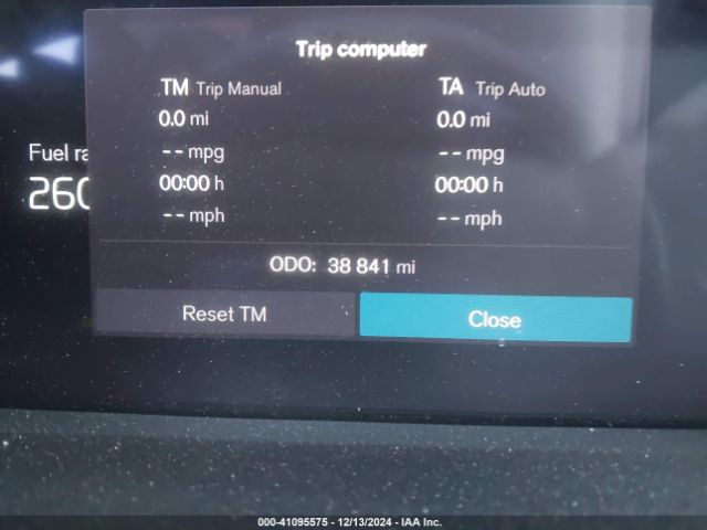 YV4L12UW1P2982850 Volvo Xc40 B5 Plus Dark Theme