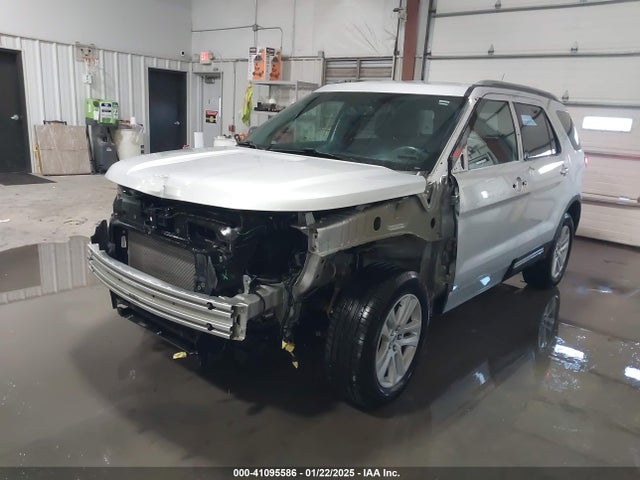 Ford EXPLORER XLT 2019 1FM5K8D89KGB48751 Image 2