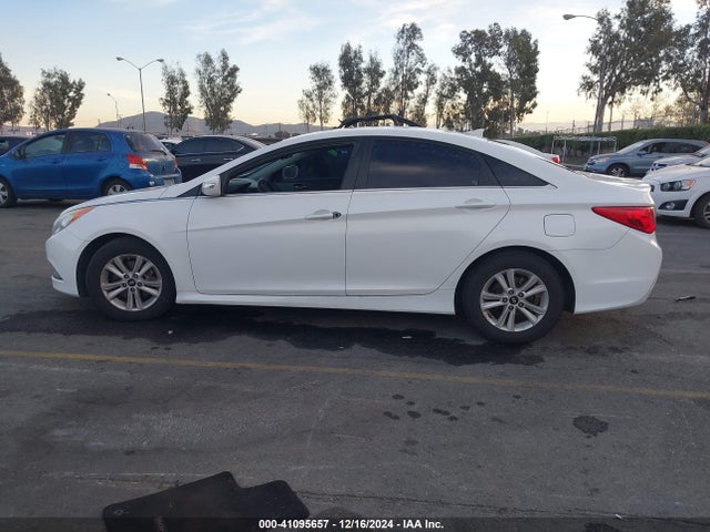 Hyundai SONATA GLS 2014 5NPEB4AC8EH818621 Image 14