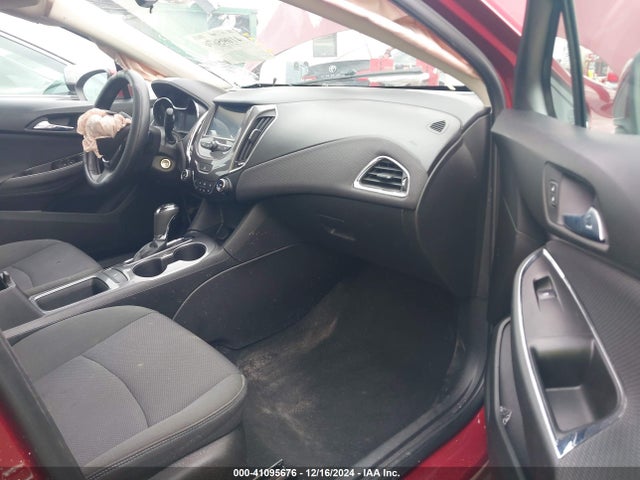 1G1BE5SM2J7160633 Chevrolet Cruze Lt Auto