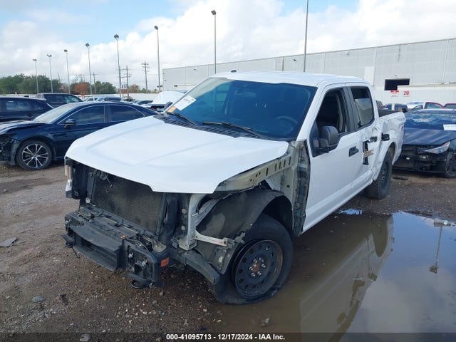 1FTEW1EP5KKE31960 Ford F-150 Xl