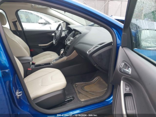 1FADP3J28JL314046 Ford Focus Titanium