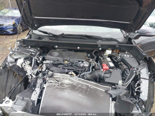2T3A1RFVXRC416172 Toyota Rav4 Xle Premium