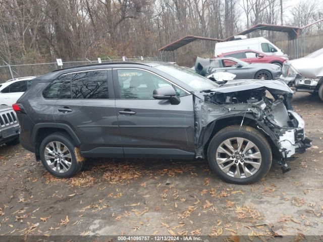 2T3A1RFVXRC416172 Toyota Rav4 Xle Premium