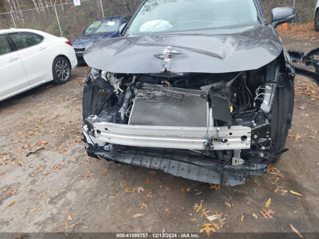 2T3A1RFVXRC416172 Toyota Rav4 Xle Premium