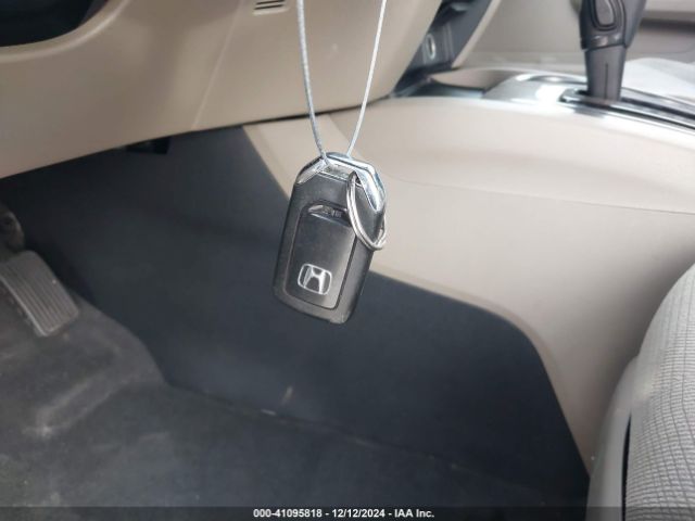 5FNYF6H45HB015683 Honda Pilot Ex