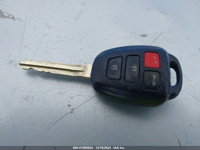 Toyota COROLLA LE 2018 5YFBURHE8JP850273 Image 11
