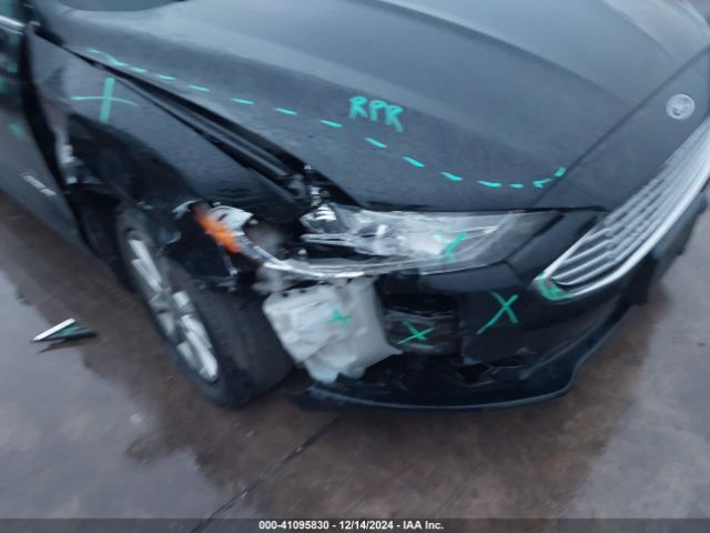 3FA6P0LUXHR386545 Ford Fusion Hybrid Se