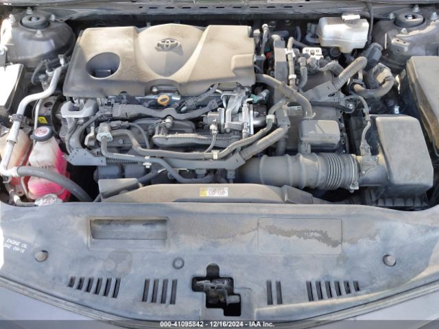 4T1B21HK4JU001091 Toyota Camry Hybrid Xle