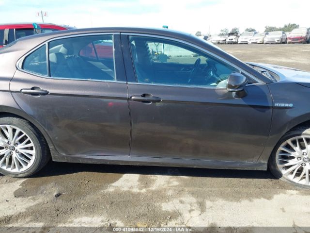 4T1B21HK4JU001091 Toyota Camry Hybrid Xle