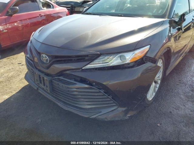 4T1B21HK4JU001091 Toyota Camry Hybrid Xle