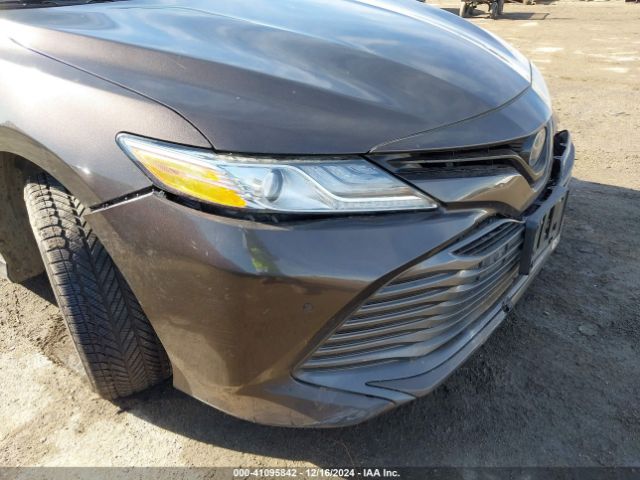 4T1B21HK4JU001091 Toyota Camry Hybrid Xle