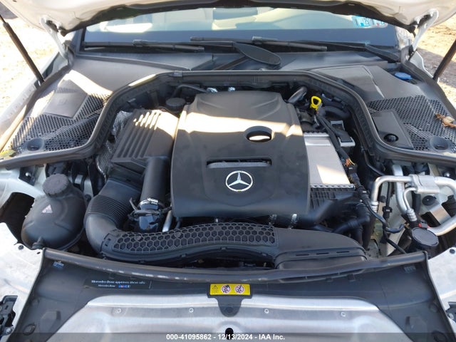 55SWF4KB2HU205927 Mercedes-Benz C 300 4matic/luxury 4matic/sport 4matic